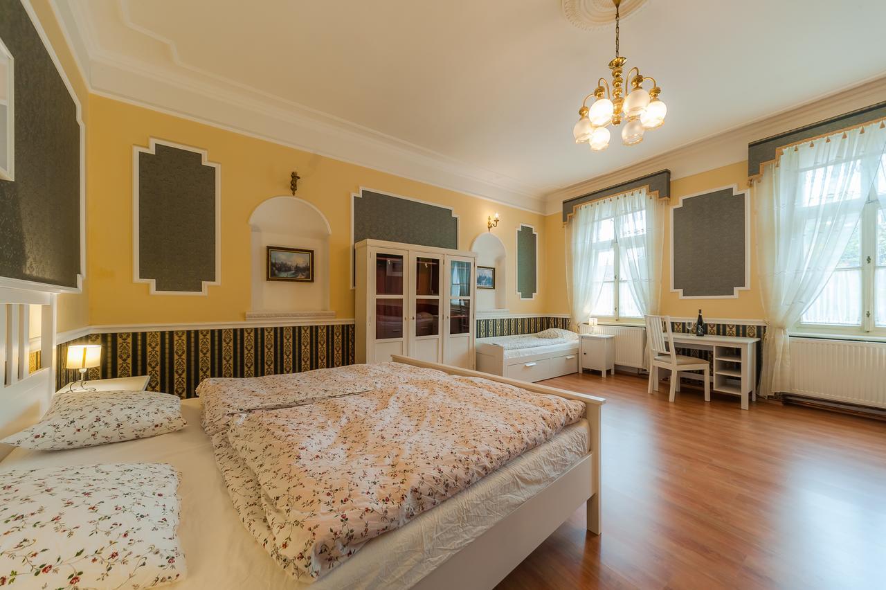 Vinarske Apartmany Znojmo Oda fotoğraf